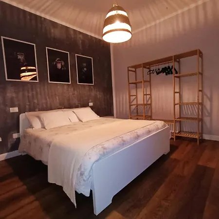 Loft 23 *